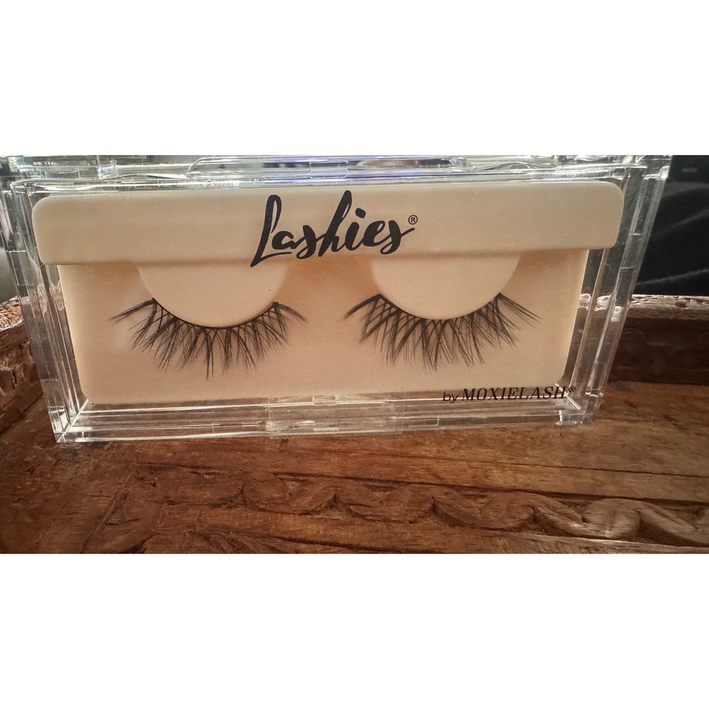 MoxieLash Giddy Lash Magnetic 100% Premium Silk Reusable Eyelashes Black NEW